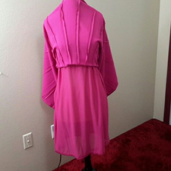 An elegant dress for party - Picture 4 of 6